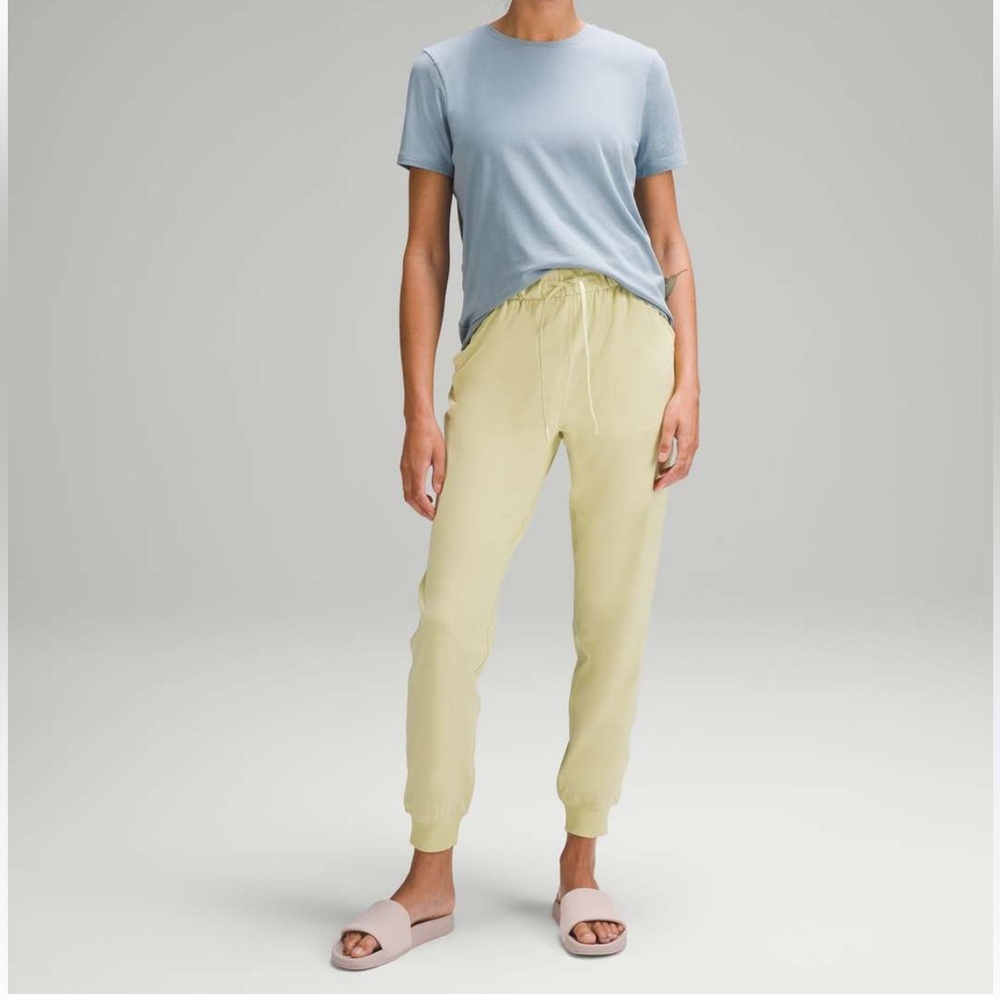 Lululemon Stretch High-Rise Joggers